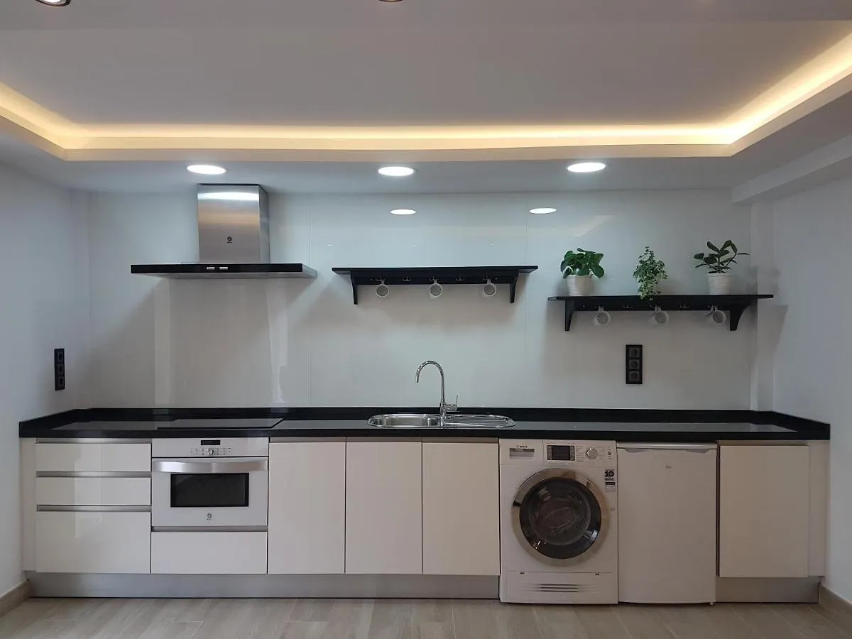 3-Bdroom Flat Parking WiFi Torremolinos