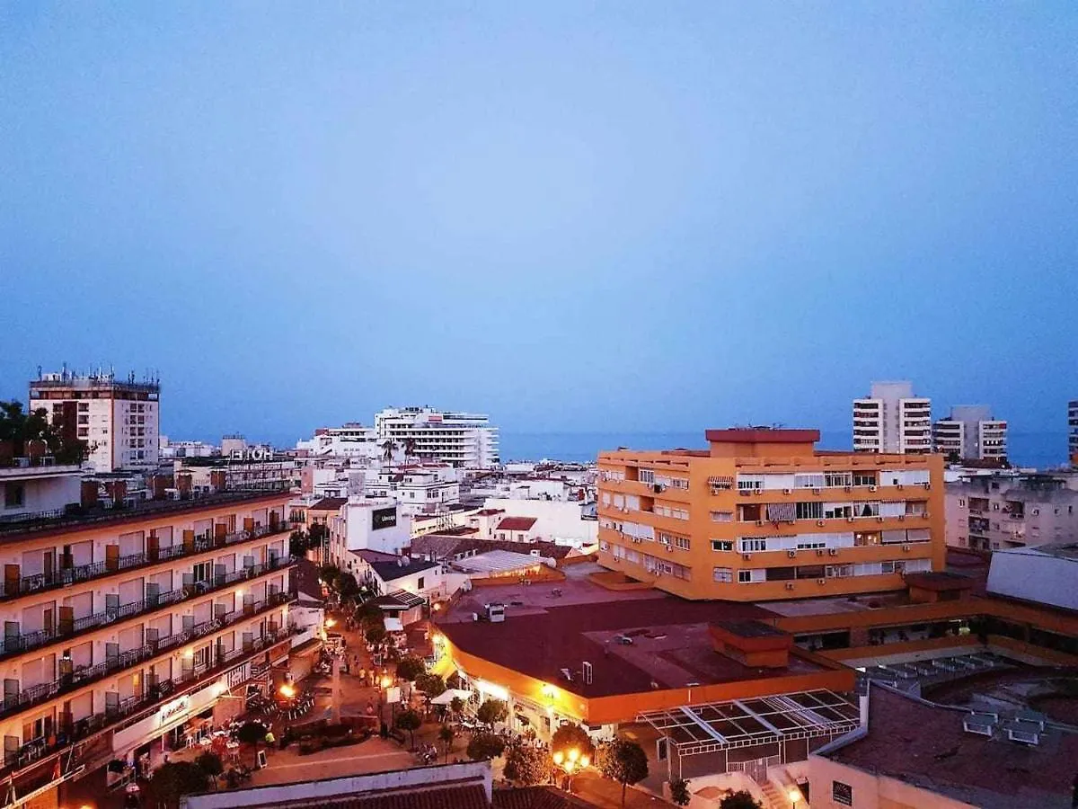 3-Bdroom Flat Parking WiFi Torremolinos Lägenhet